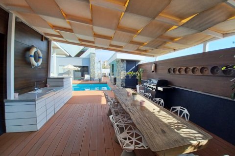 7 bedrooms Villa in Kolossi, Limassol,  No. 35556 24
