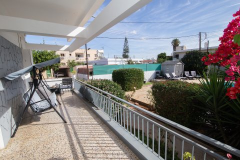 3 bedrooms Bungalow in Ormideia, Larnaka,  No. 39260 23