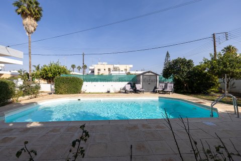 3 bedrooms Bungalow in Ormideia, Larnaka,  No. 39260 30