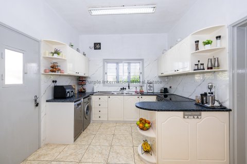 3 bedrooms Bungalow in Ormideia, Larnaka,  No. 39260 12