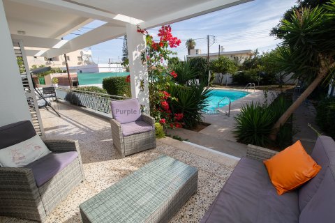 3 bedrooms Bungalow in Ormideia, Larnaka,  No. 39260 3