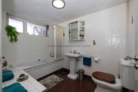 3 bedrooms Bungalow in Ormideia, Larnaka,  No. 39260 15