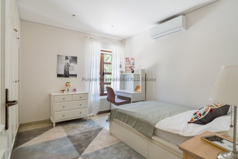 Вилла с 8 спальнями в Суни-Занакья, Лимасол,  № 39262 21