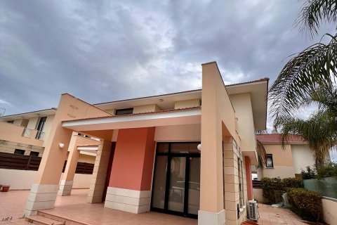 4 bedrooms Villa in Oroklini, Larnaka, No. 48222 3