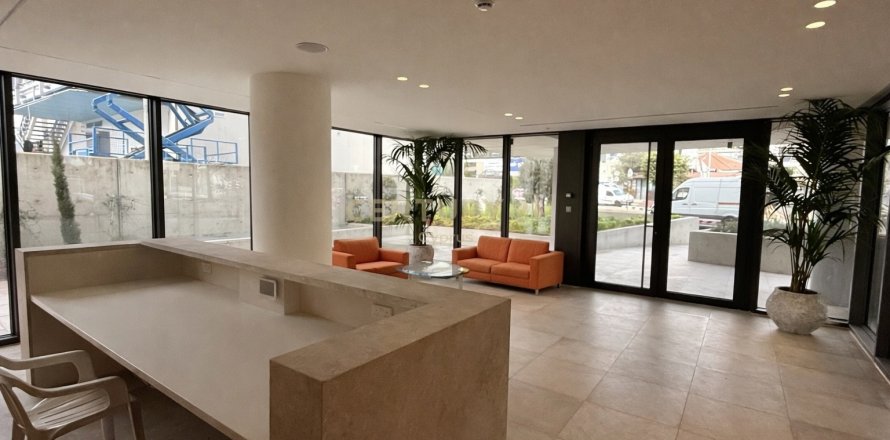 344m2 Oficina en Mesa Geitonia, Limassol,  No. 55256