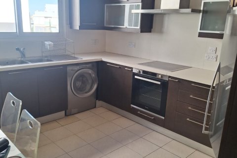 3 bedrooms Apartment in Nicosia,  No. 39837 2