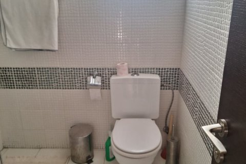 3 bedrooms Apartment in Nicosia,  No. 39837 13