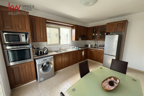 3 bedrooms Apartment in Larnaca, Larnaka,  No. 39842 7