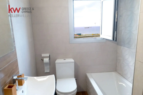 2 bedrooms Apartment in Larnaca, Larnaka,  No. 39840 6