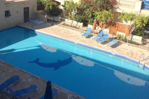 2 bedrooms Townhouse in Limassol,  No. 48286 6