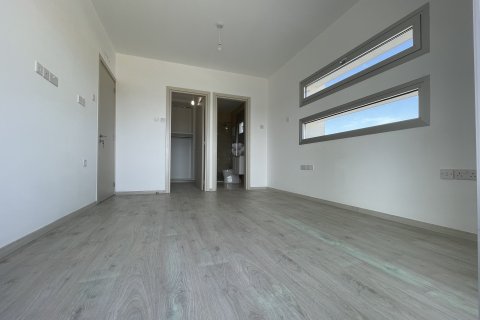 3 bedrooms Villa in Parekklisia, Limassol,  No. 48289 7