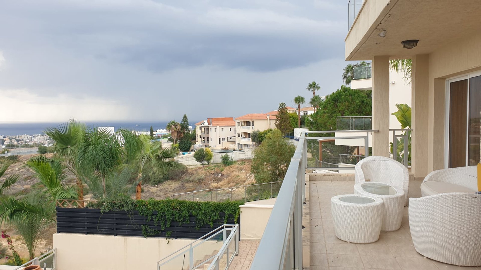 4 bedrooms Villa in Limassol, Cyprus No. 26597