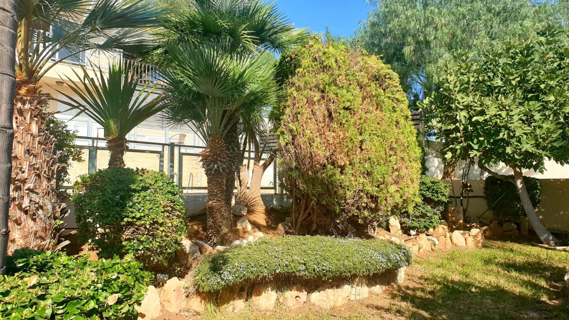 4 bedrooms Villa in Limassol, Cyprus No. 26597