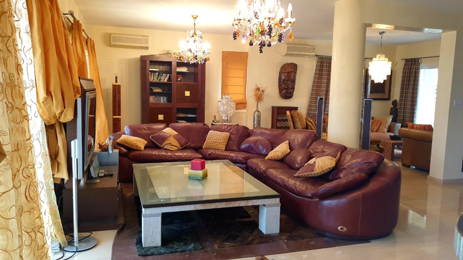 4 bedrooms Villa in Limassol, Cyprus No. 26597