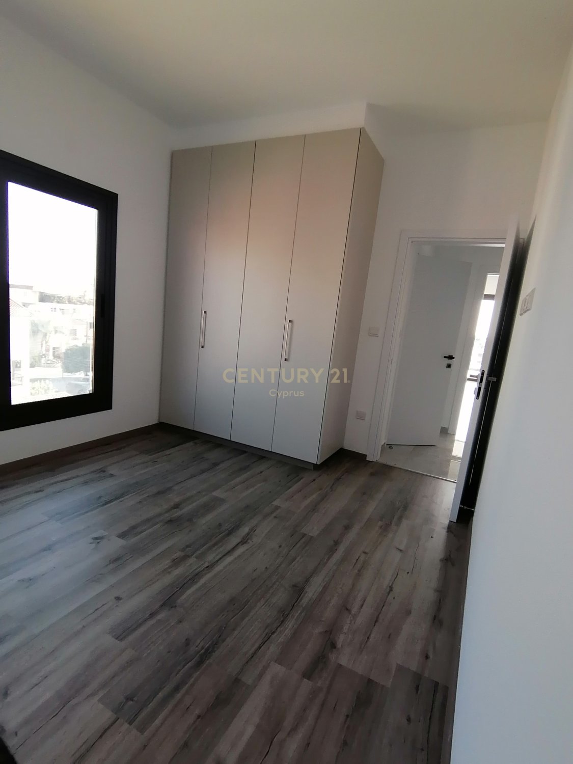 12 bedrooms Building in Zakaki, Limassol, Cyprus No. 53475