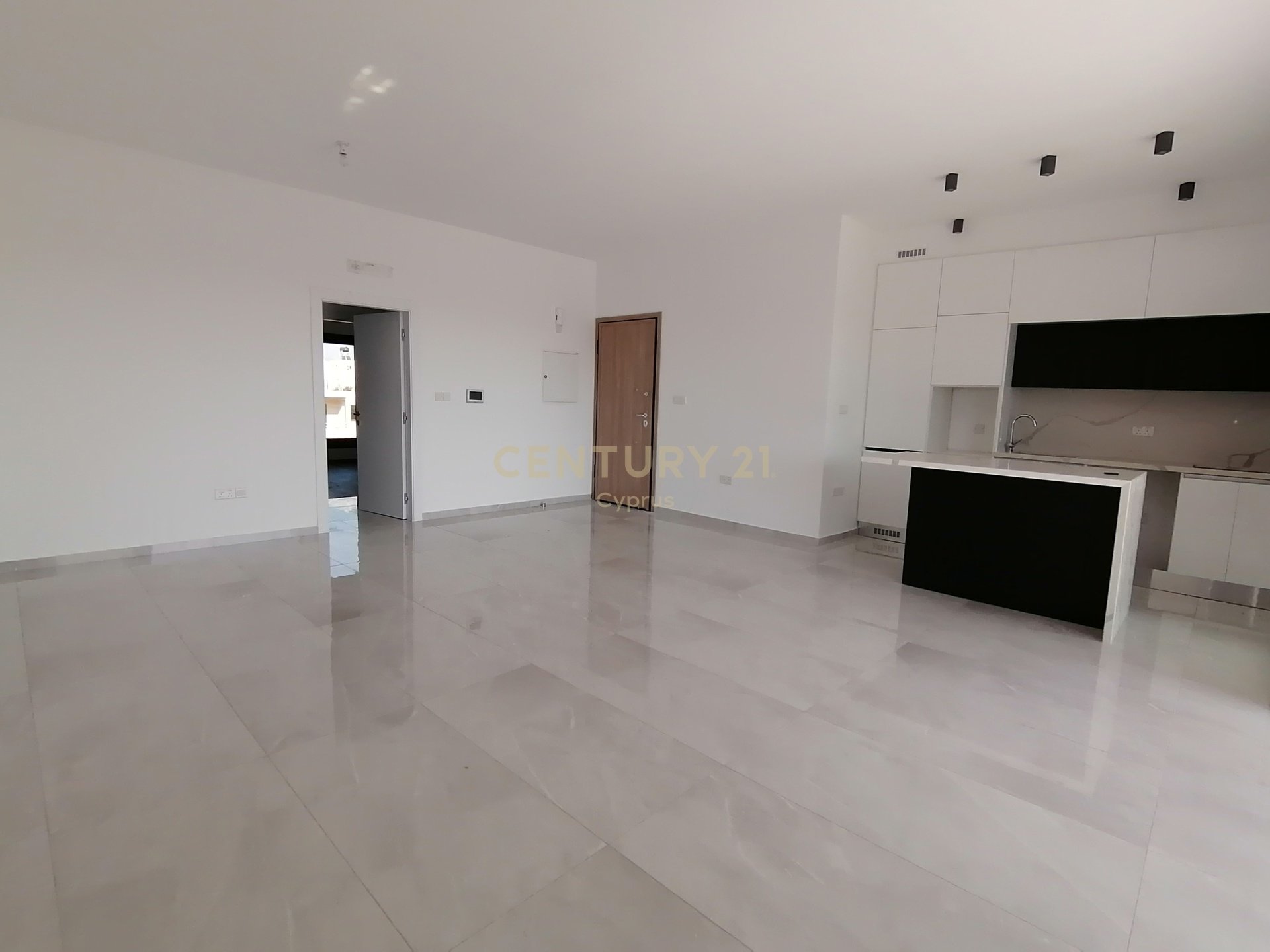 12 bedrooms Building in Zakaki, Limassol, Cyprus No. 53475
