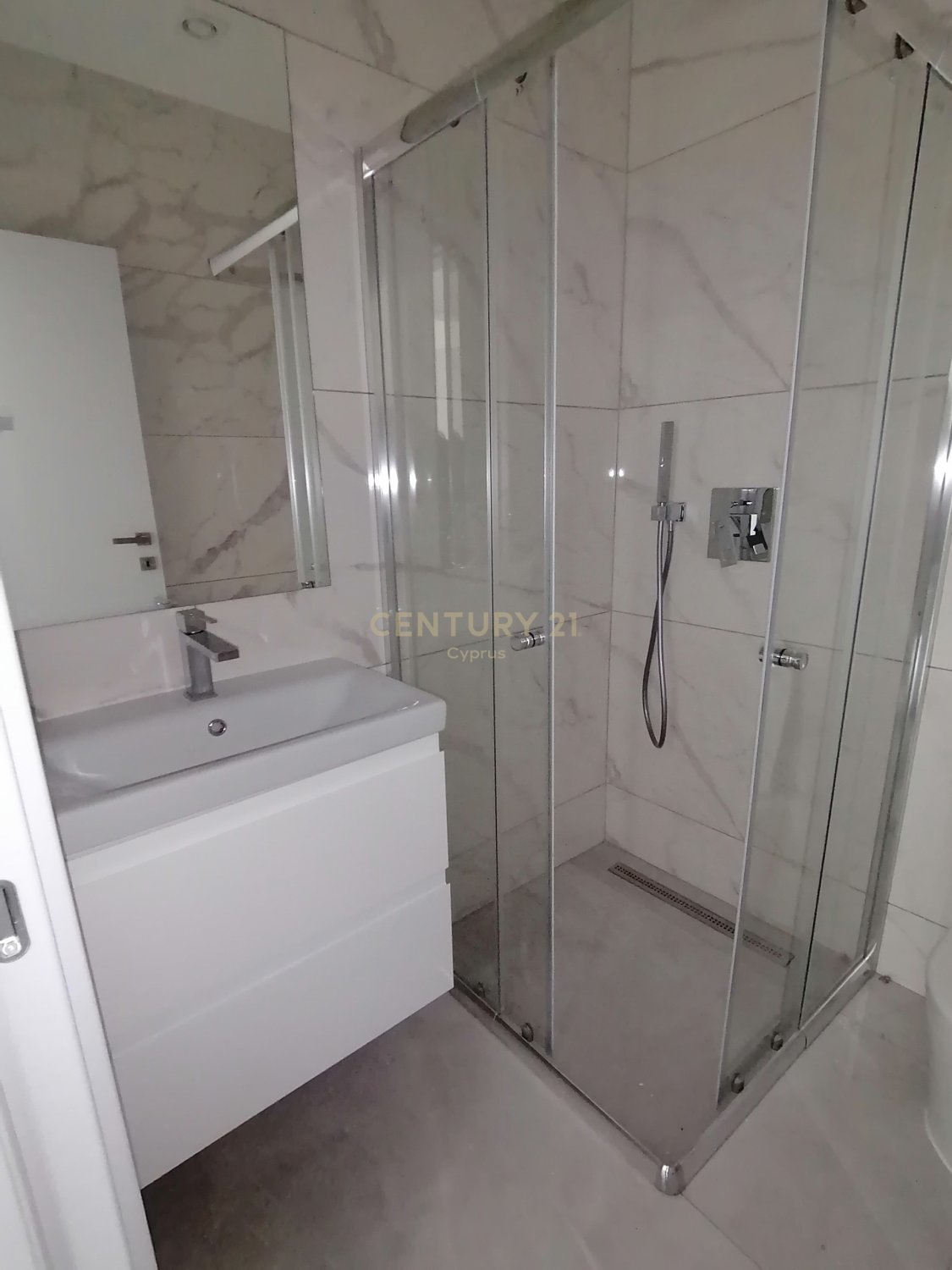 12 bedrooms Building in Zakaki, Limassol, Cyprus No. 53475