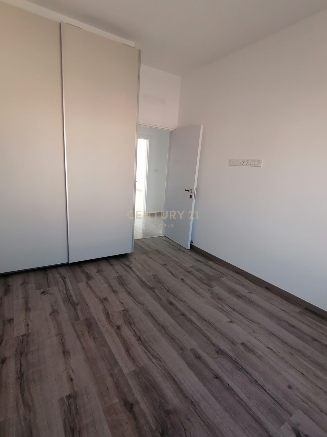 12 bedrooms Building in Zakaki, Limassol, Cyprus No. 53475