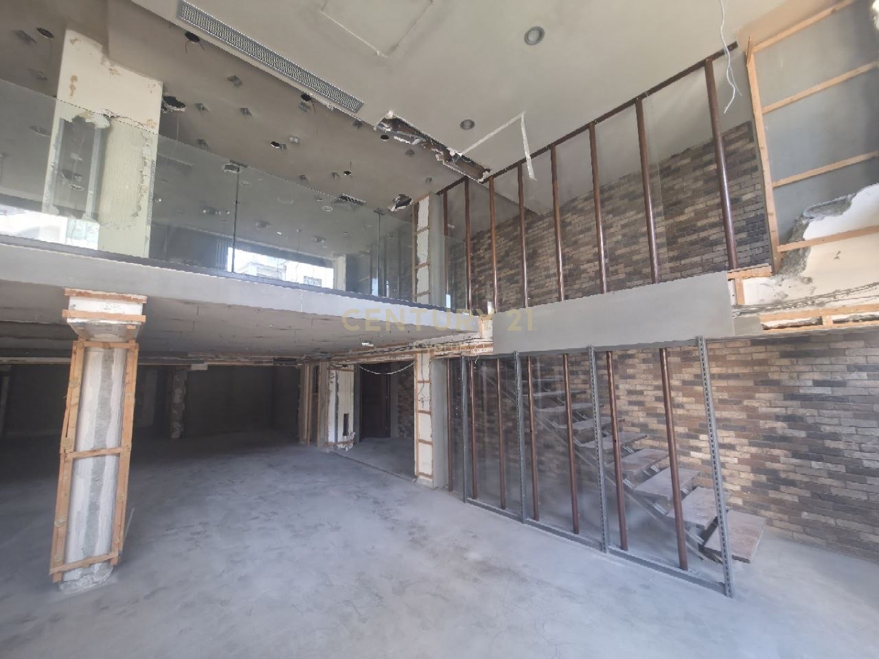 480m2 Boutique à Limassol, Chypre No. 53471
