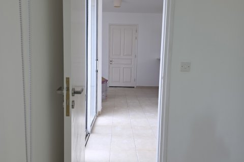 2 bedrooms Apartment in Pervolia, Larnaka,  No. 51992 15
