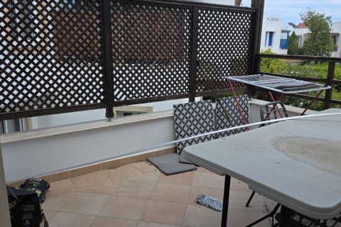 2 bedrooms Apartment in Pervolia, Larnaka,  No. 51992 4