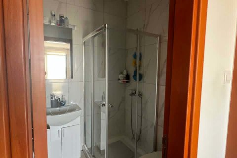 3 bedrooms Apartment in Larnaca, Larnaka,  No. 51995 10