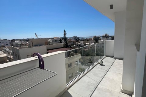 3 bedrooms Apartment in Larnaca, Larnaka,  No. 51995 17