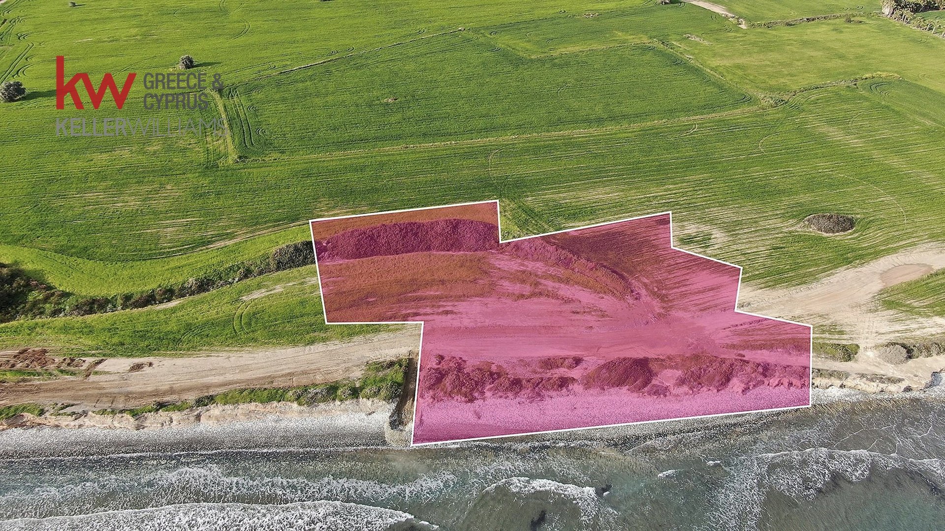 5352m2 Land in Mazotos, Larnaka, Cyprus No. 51996