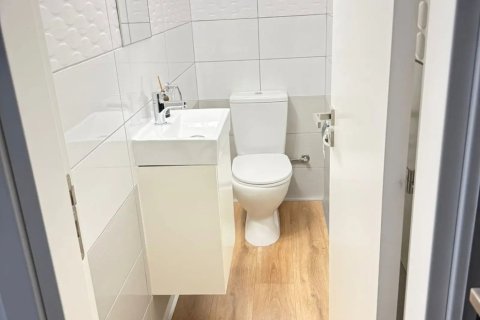 2 bedrooms Apartment in Strovolos, Nicosia,  No. 51997 13