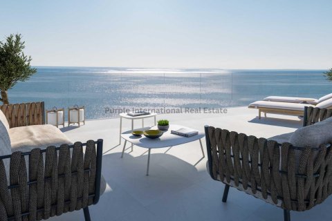 6 bedrooms Apartment in Limassol,  No. 39394 12