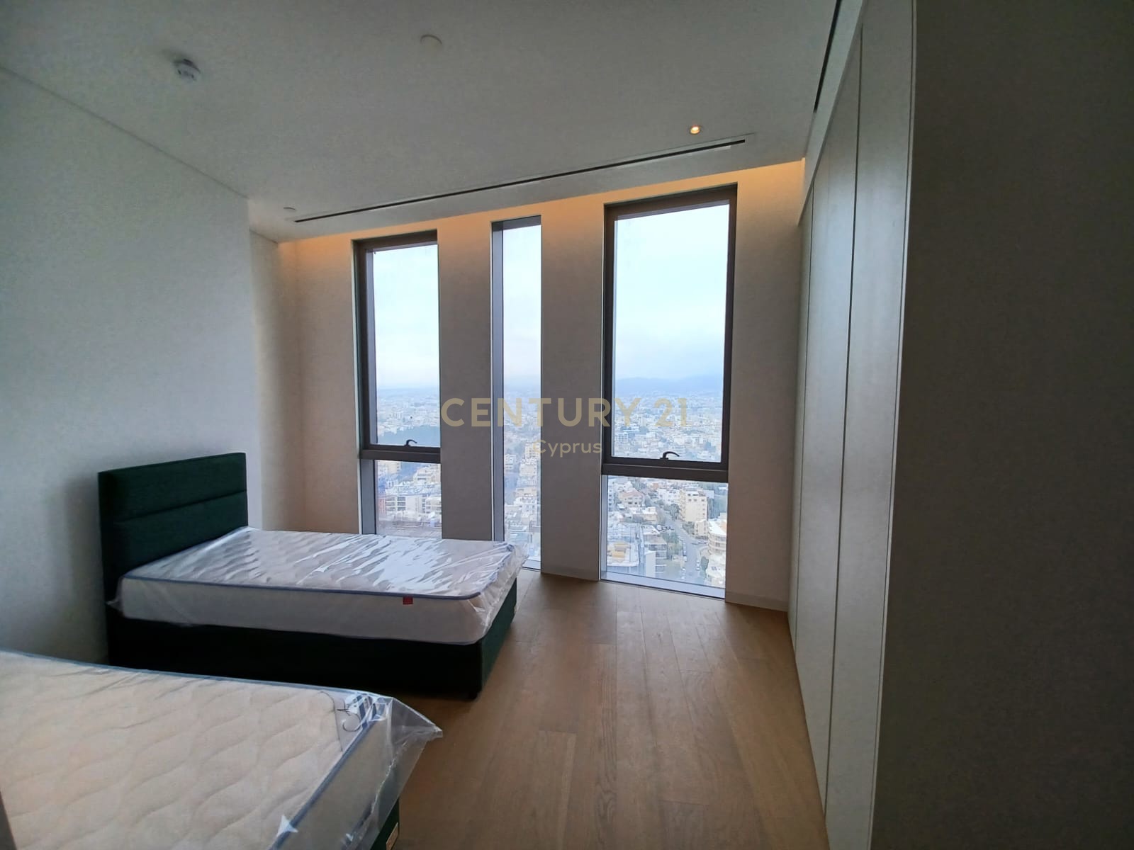 3 bedrooms Apartment in Tsiflikoudia, Limassol, Cyprus No. 56057
