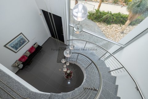 Вилла с 5 спальнями в Марони, Ларнака, № 39234 11