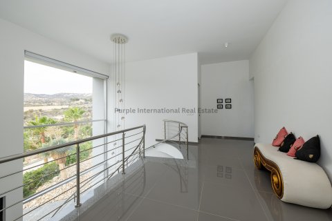 Вилла с 5 спальнями в Марони, Ларнака, № 39234 26