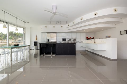Вилла с 5 спальнями в Марони, Ларнака, № 39234 4