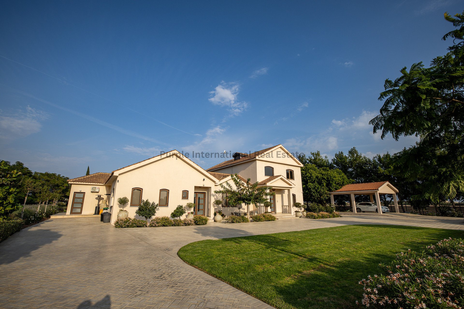 7 bedrooms Villa in Kiti, Larnaka, Cyprus No. 39236