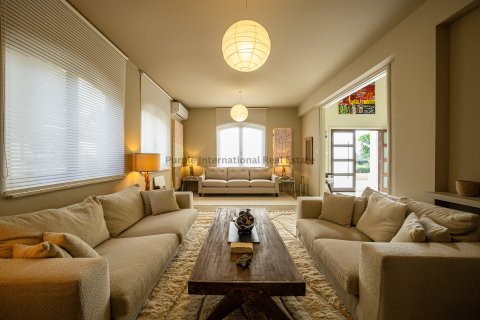 Вилла с 7 спальнями в Кити, Ларнака,  № 39236 14