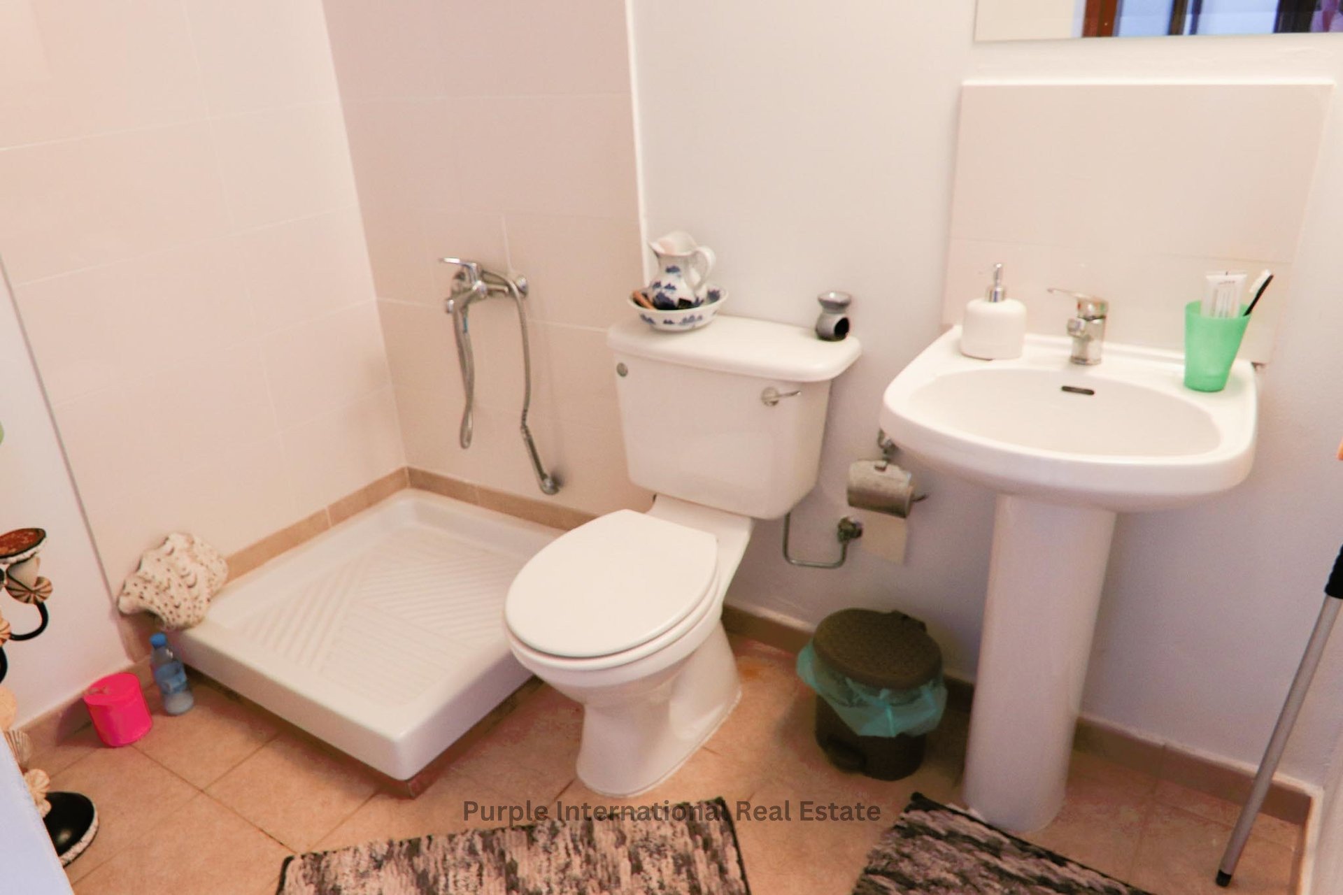 5 bedrooms Villa in Paralimni, Ammochostos, Cyprus No. 36190