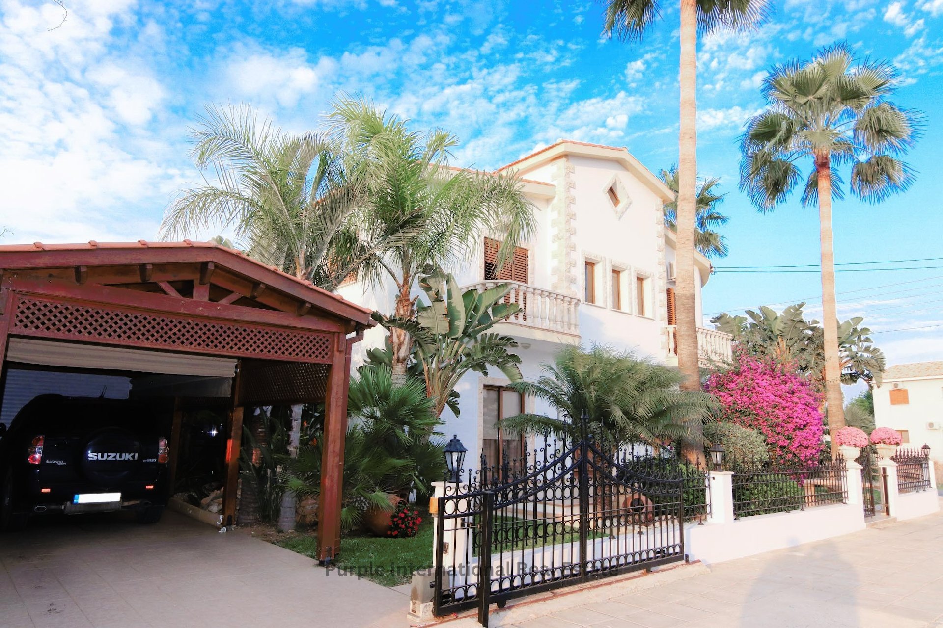 5 bedrooms Villa in Paralimni, Ammochostos, Cyprus No. 36190