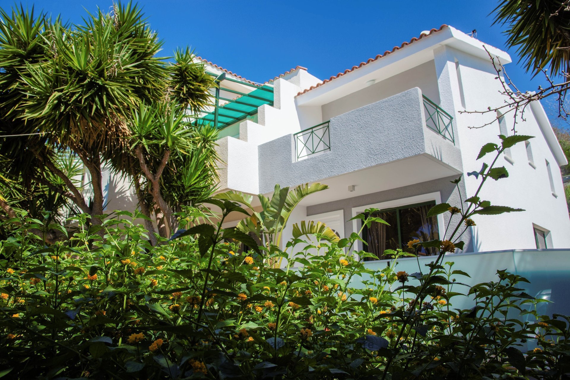1381m2 Commercial property in Kissonerga, Paphos, Cyprus No. 36187
