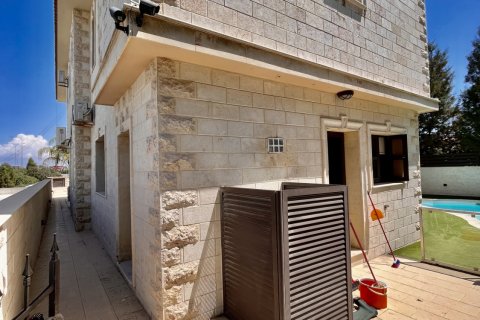 5 bedrooms Townhouse in Larnaka,  No. 40214 21