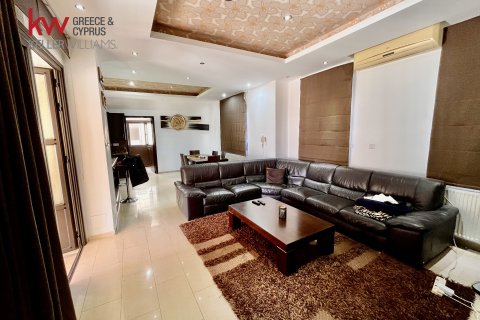 5 bedrooms Townhouse in Larnaka,  No. 40214 5