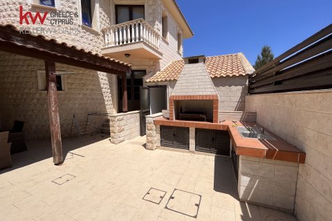 5 bedrooms Townhouse in Larnaka,  No. 40214 30