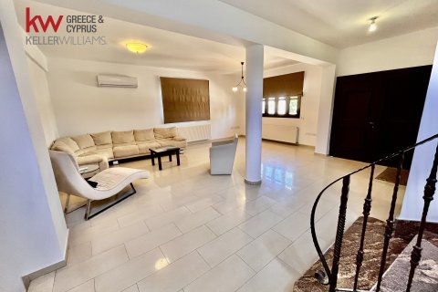 5 bedrooms Townhouse in Larnaka,  No. 40214 10