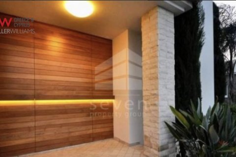 4 bedrooms Townhouse in Larnaka,  No. 40213 3