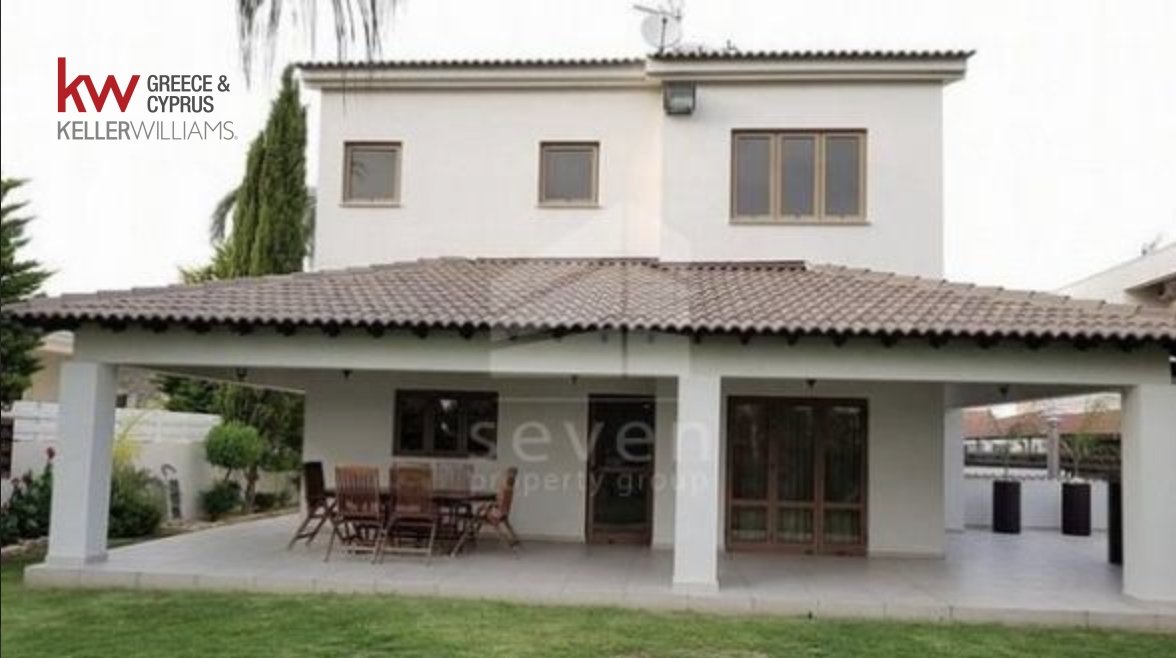 4 chambres Maison de Ville à Larnaka, Chypre No. 40213