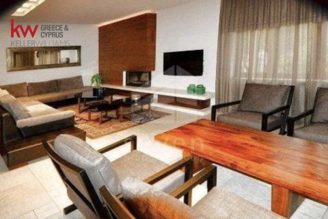 4 bedrooms Townhouse in Larnaka,  No. 40213 9