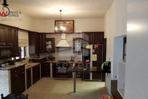 4 bedrooms Townhouse in Larnaka,  No. 40213 8