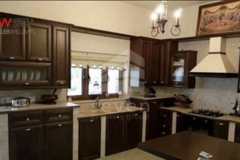 4 bedrooms Townhouse in Larnaka,  No. 40213 7