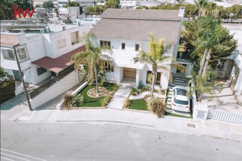 4 bedrooms Townhouse in Larnaka,  No. 40213 26