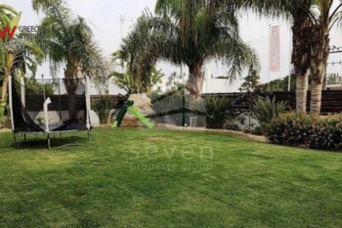 4 bedrooms Townhouse in Larnaka,  No. 40213 21